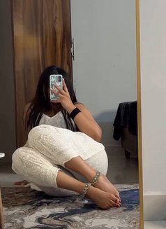 Kanishaka ( kannu ) - escort in Hyderabad Photo 4 of 5