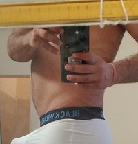Kanishk - Acompañantes masculino in New Delhi