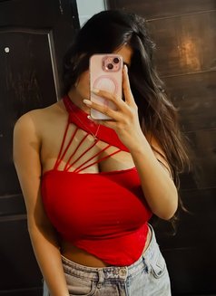 Kanishka - escort in Dehradun, Uttarakhand Photo 2 of 3