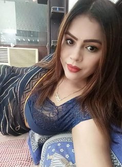 Kanishka - escort in Colombo Photo 1 of 1