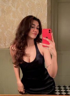 Kanishka - escort in Ahmedabad Photo 3 of 3