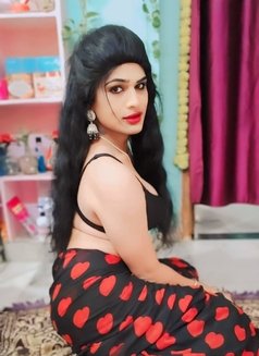 Kanishka - Transsexual escort in Hyderabad Photo 4 of 4
