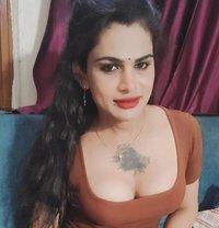 Kanishka - Acompañantes transexual in Hyderabad Photo 1 of 4