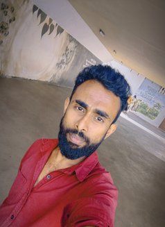 Kanishka - Male escort in Colombo Photo 2 of 2