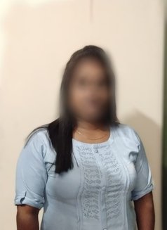 Kanmani Aunty Tamil - escort in Chennai Photo 3 of 3