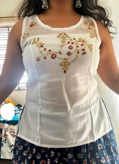 Kannada Mysore Girl Nude Cam Show - escort in Bangalore Photo 1 of 3