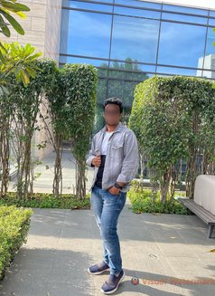 Romantic & Hygiene call boy available - Male escort in Bangalore Photo 1 of 4