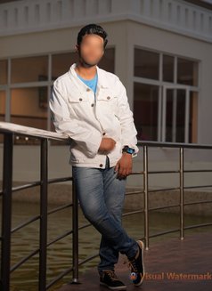 Romantic & Hygiene call boy available - Male escort in Bangalore Photo 3 of 4