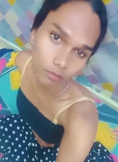 Kannasilky - Transsexual escort in Hyderabad Photo 3 of 3