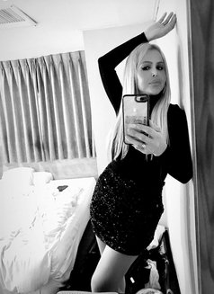 Kaohsiung now4U - Transsexual escort in Kaohsiung Photo 9 of 10
