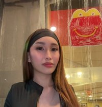 Kaori - puta in Makati City