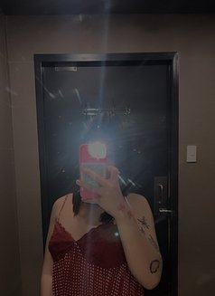 Kaori - escort in Makati City Photo 6 of 7