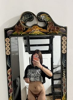 Kaori - escort in Makati City Photo 9 of 9