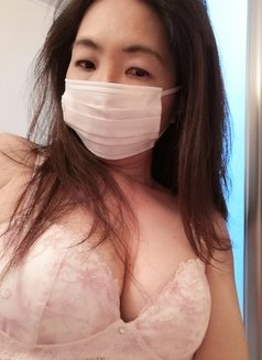 Kaori MILF - escort in Tokyo Photo 2 of 2