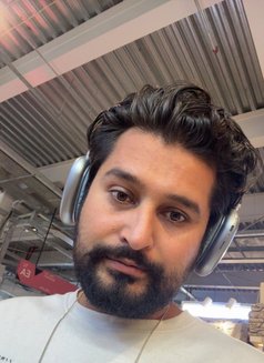 Happie Rao - Male escort in Dubai Photo 3 of 9