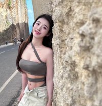 Kara - puta in Shenzhen Photo 1 of 4