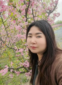 Kara - puta in Shenzhen Photo 1 of 4