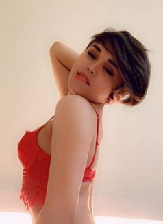 Kara - Acompañantes transexual in Al Ain Photo 4 of 11