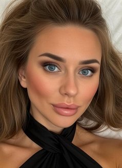 KARA Elegant - escort in Dubai Photo 1 of 17