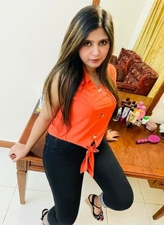 Karachi Call Girl I Tine Kumar - escort in Karāchi Photo 4 of 4