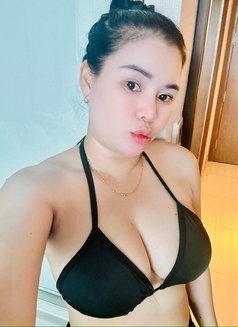 Karade - escort in Abu Dhabi Photo 1 of 5