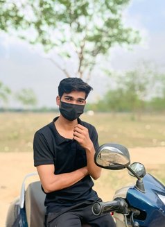 Karan_1 - Male escort in Jaipur Photo 2 of 3