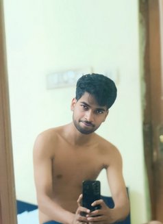 Karan 2 - Acompañantes masculino in Jaipur Photo 3 of 7