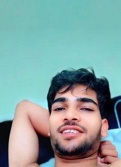 Karan 2 - Acompañantes masculino in Jaipur Photo 5 of 7