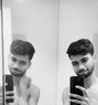 Karan 7 - Acompañantes masculino in Lucknow Photo 1 of 4