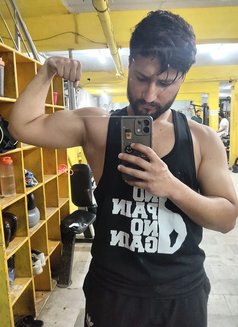 Rahul - Male escort in Chandigarh Photo 1 of 2