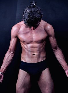 Karan - Male escort in Gurgaon Photo 7 of 27
