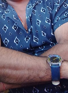 Karan - Acompañantes masculino in Mumbai Photo 3 of 3