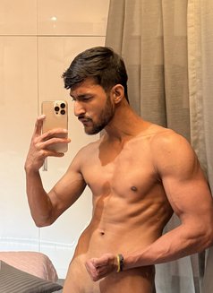 Karan - Male escort in New Delhi Photo 26 of 26