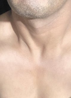 Karan - Male escort in New Delhi Photo 1 of 3