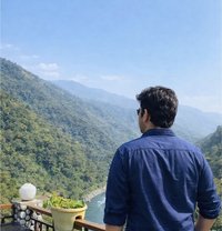 Karan - Male escort in New Delhi