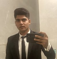 Karan Khatwani - Male escort in Jaipur