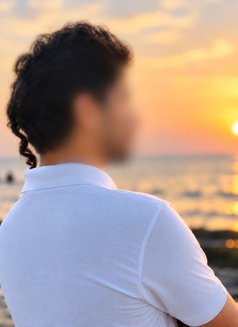Karan - Male escort in Mumbai Photo 4 of 5