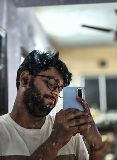 Karan Mishra - Male escort in Kolkata Photo 3 of 3