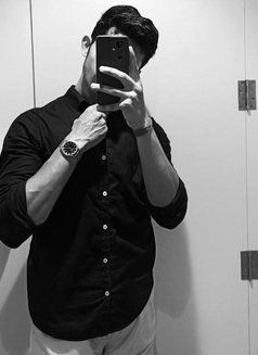 Karan Patel - Male escort in Ahmedabad Photo 3 of 3