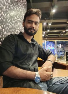 Karan Roy - Male escort in Mumbai Photo 1 of 1