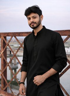 Karan Singh - Male escort in Varanasi Photo 1 of 5