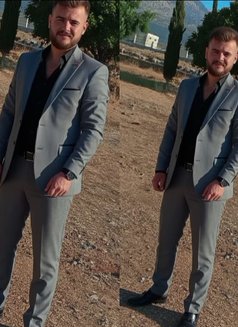 Karan - Acompañantes masculino in Beirut Photo 2 of 3