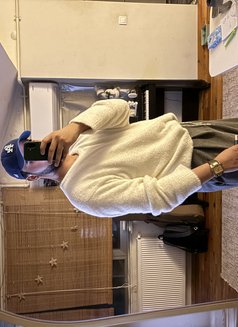 Karan - Male escort in İstanbul Photo 4 of 6