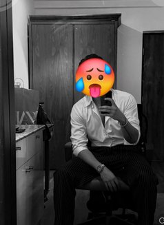 Karan ♤ Your Fantasy, Delivered - Male escort in Bangalore Photo 1 of 1