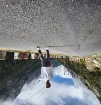 Karan22 - Male escort in Noida