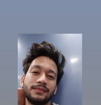 Karan22 - Male escort in Noida