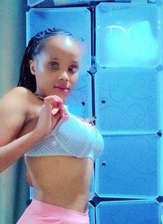 Kare 🦋 Sexy 🟢 Dimples❣️ - puta in Nairobi Photo 13 of 15