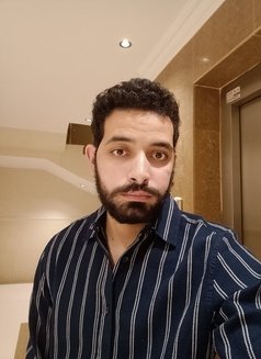 Kareem - Male escort in Riyadh Photo 2 of 4