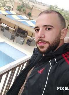 Kareem Jo - Male escort in Amman Photo 13 of 15