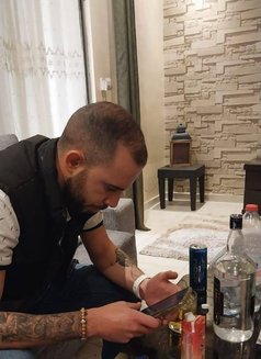 Kareem Jo - Male escort in Amman Photo 14 of 15